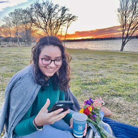 Meet your Posher, Valeria - Picture 4 of 8